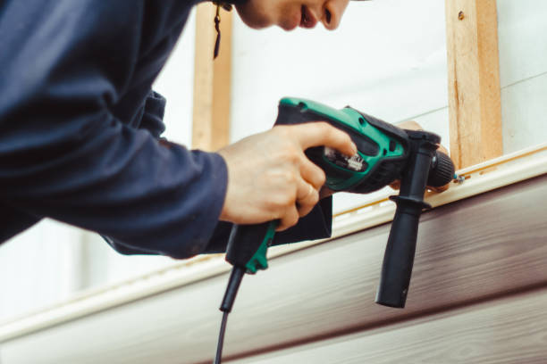 Storm Damage Siding Repair in Reedsport, OR